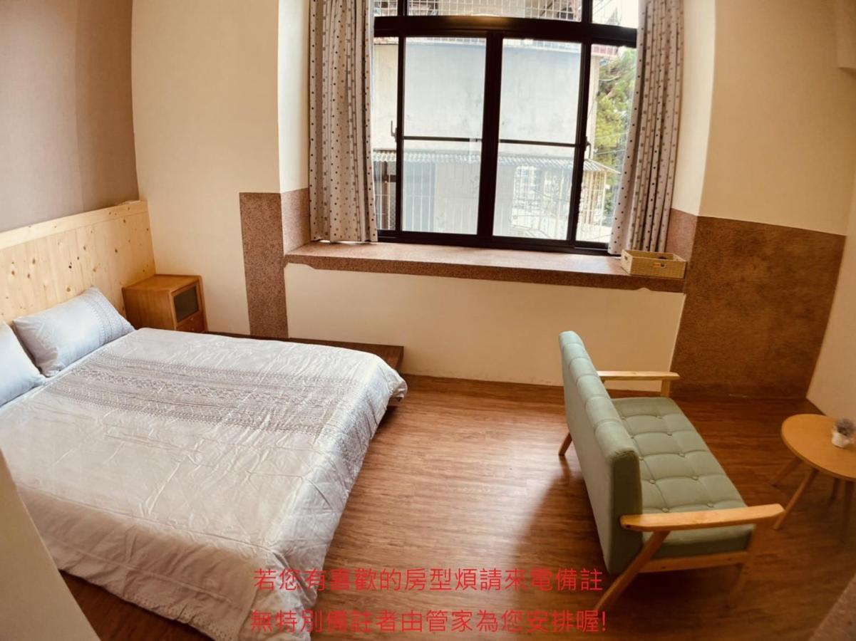 Green Only Homestay Tainan Buitenkant foto